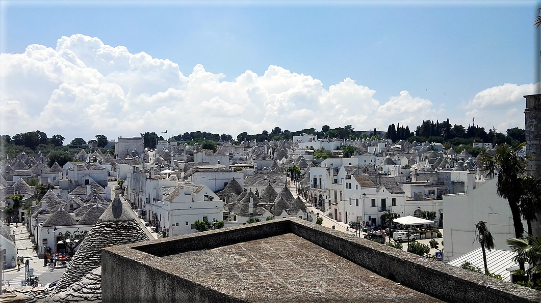 foto Alberobello